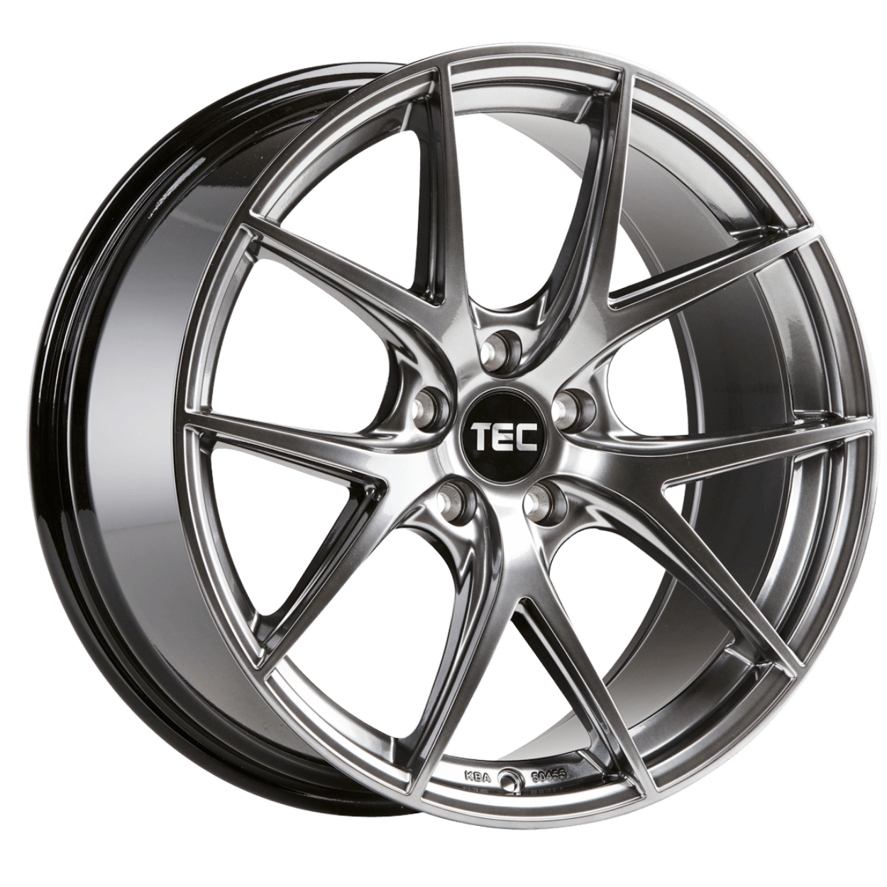 Silberne mehrspeichige Alufelge mit TEC-Logo in der Mitte vor weißem Hintergrund