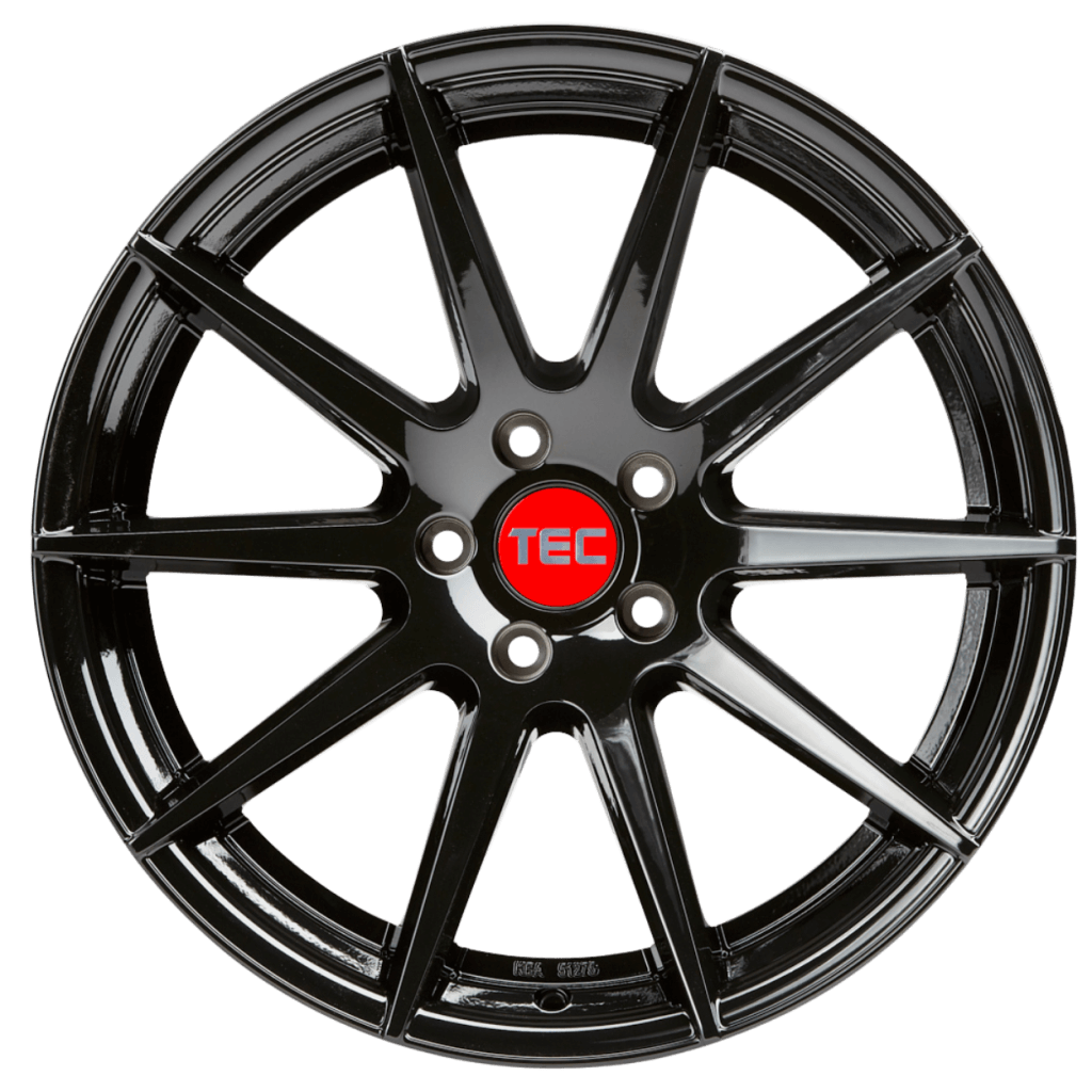 Glänzende schwarze 10-Speichen-Alufelge mit roter Nabenkappe, auf der die weißen Buchstaben TEC zu sehen sind